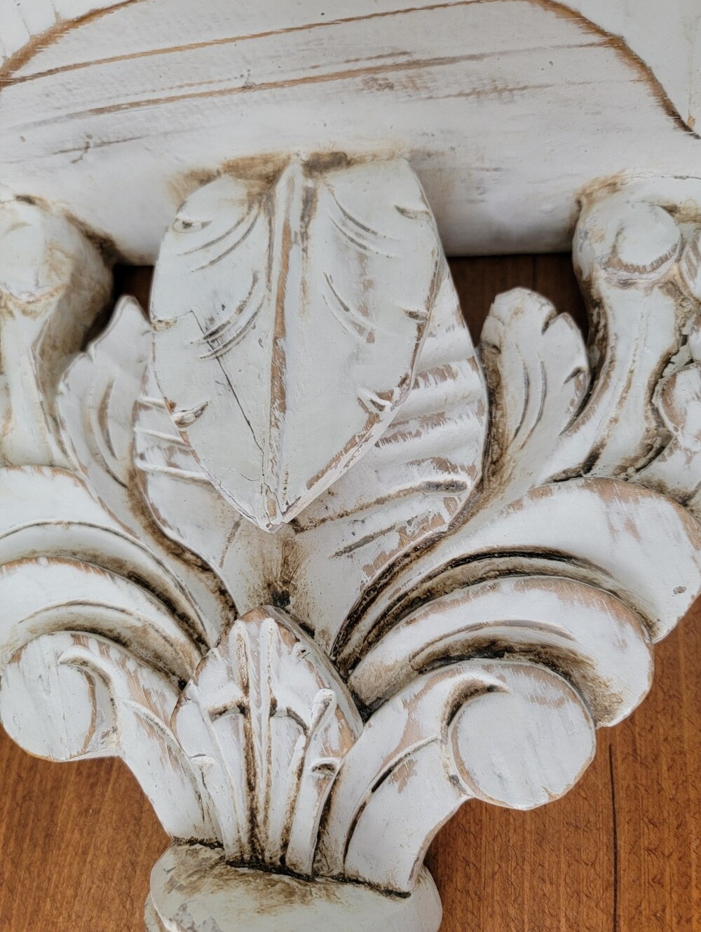 Vintage Carved Wood Distressed Chippy White Bracket Shelf Corbel Scrolling Leaf - Picture 7 of 13